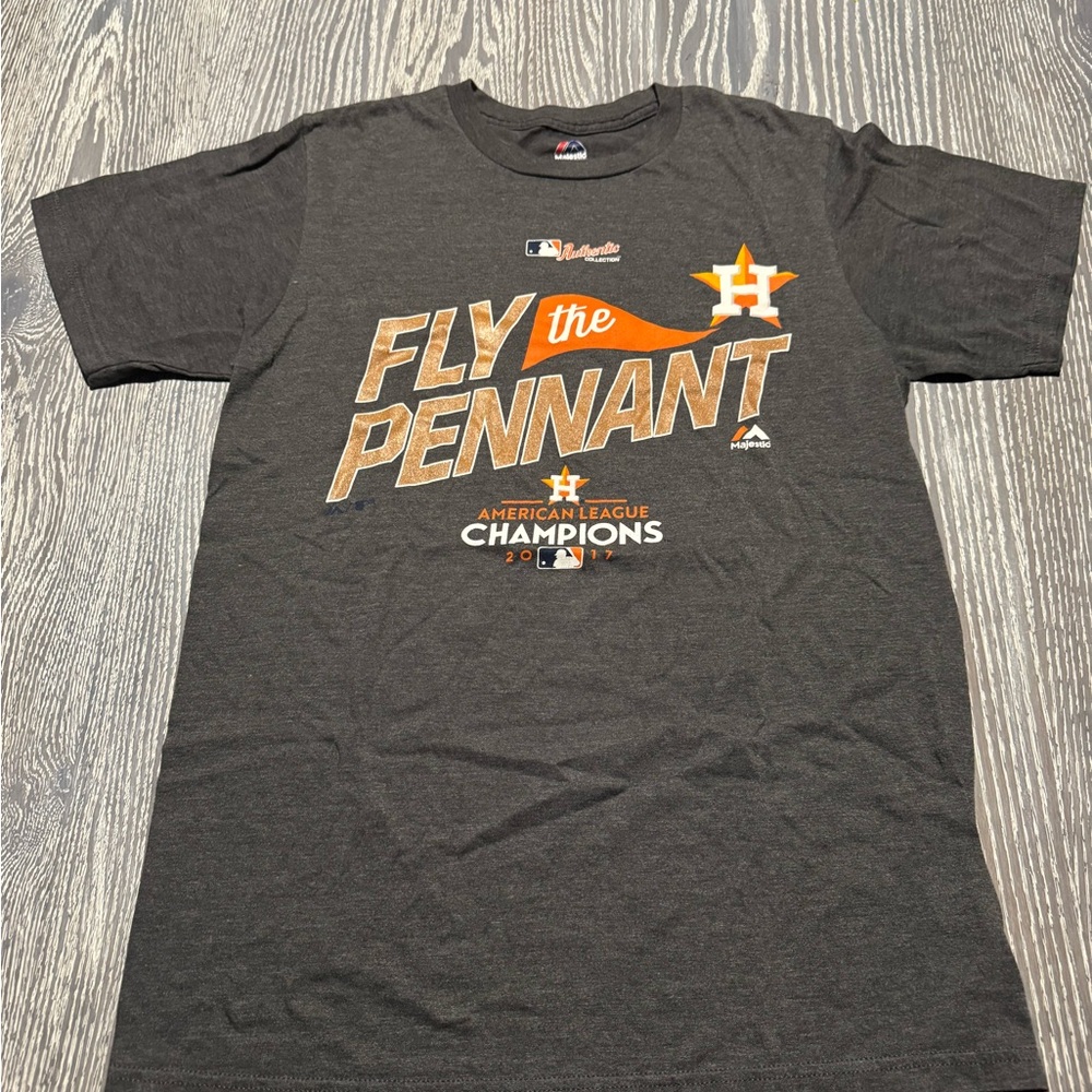 Majestic Authentic Collection Houston Astros “Fly the Pennant” Gray T-Shirt